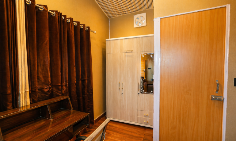 FAMILY ROYALE SUITE
